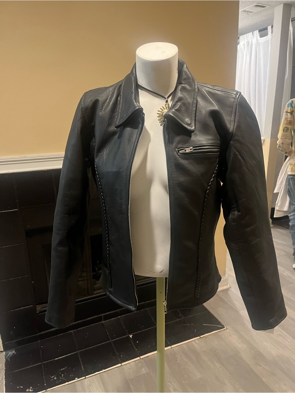 Women's Black Genuine Leather Zip-Front Moto Jacket Grunge Minimalist - Picture 2 of 8